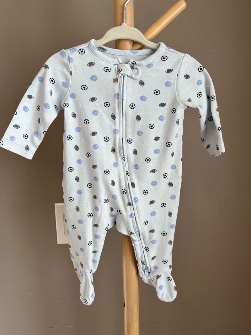⭐️⭐️PICK 5 / $20 Simple Joys Blue Baby Footed One-Piece with Sports Print 0-3M
